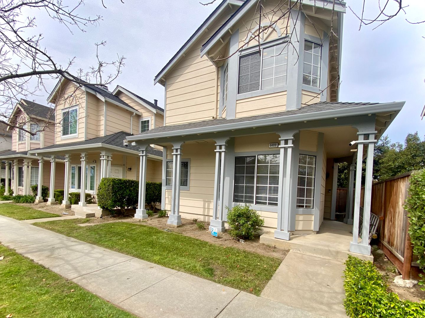 Newark House: 6489 Buena Vista Dr