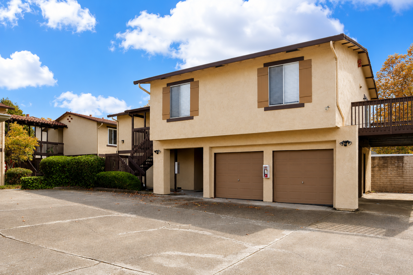 Fremont Apartment: 490 Washington Blvd