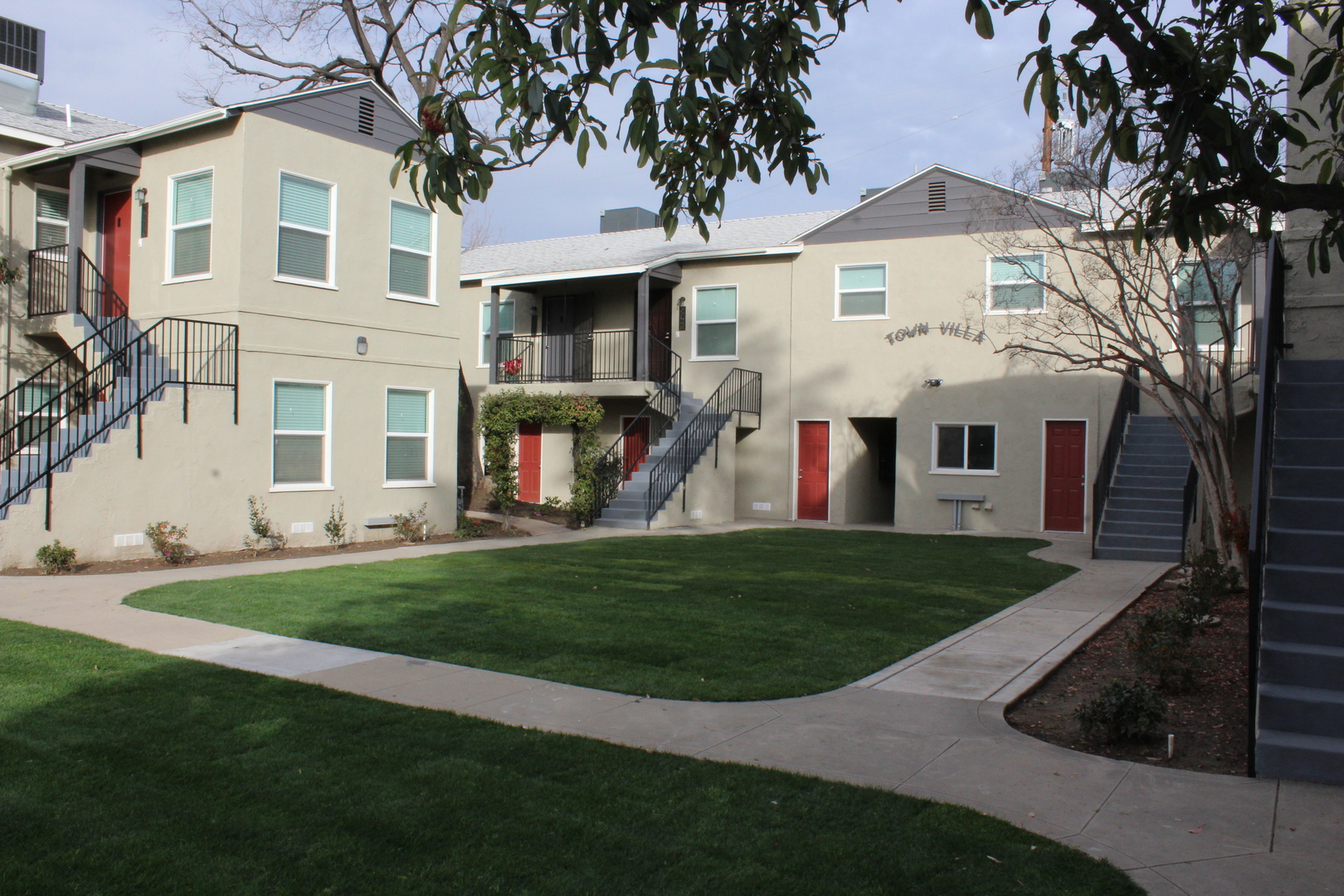 Bakersfield Apartment: 24th Street
