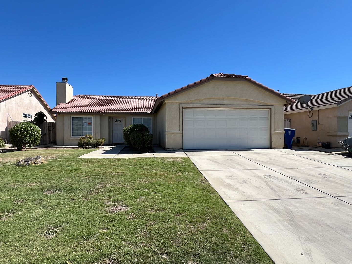 Bakersfield House: 4205 Serene Oak Dr