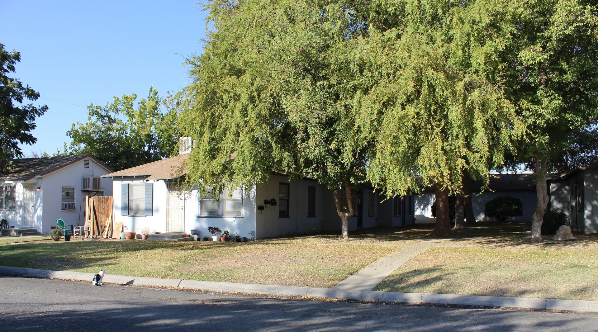 Bakersfield Apartment: 2905 Peerless Avenue