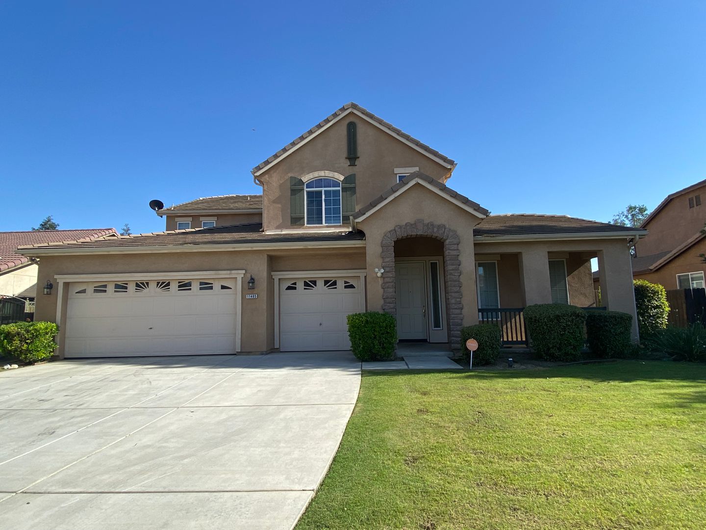 Bakersfield House: 11405 Sangrado Dr