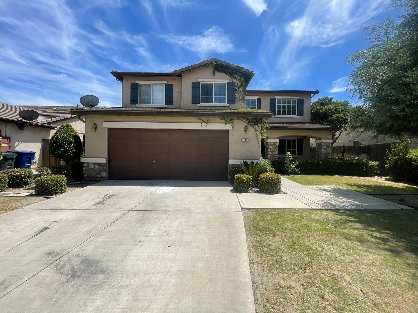 Bakersfield House: 11115 Cactus Valley Dr.