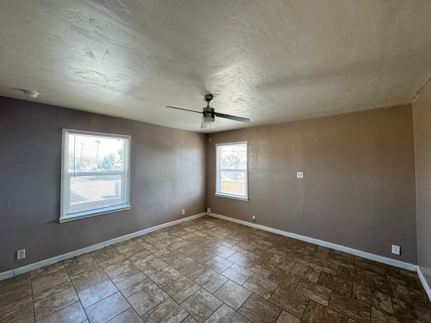 Bakersfield Apartment: 520-530 Union Ave