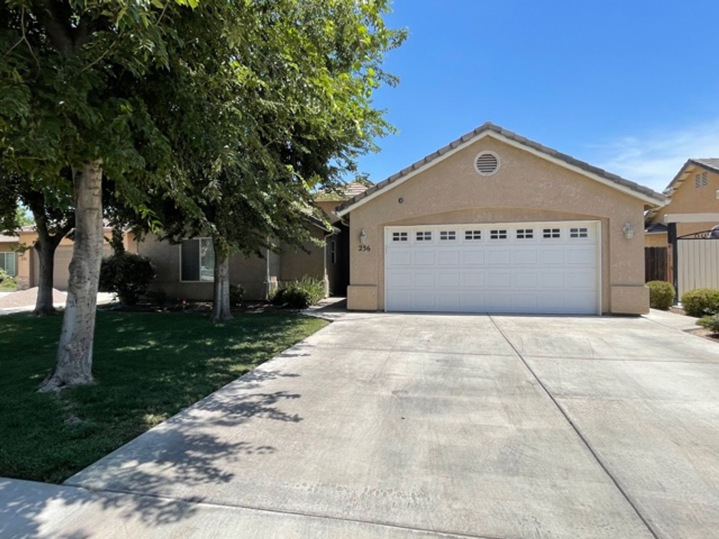 Porterville House: 236 S. Argyle Pl