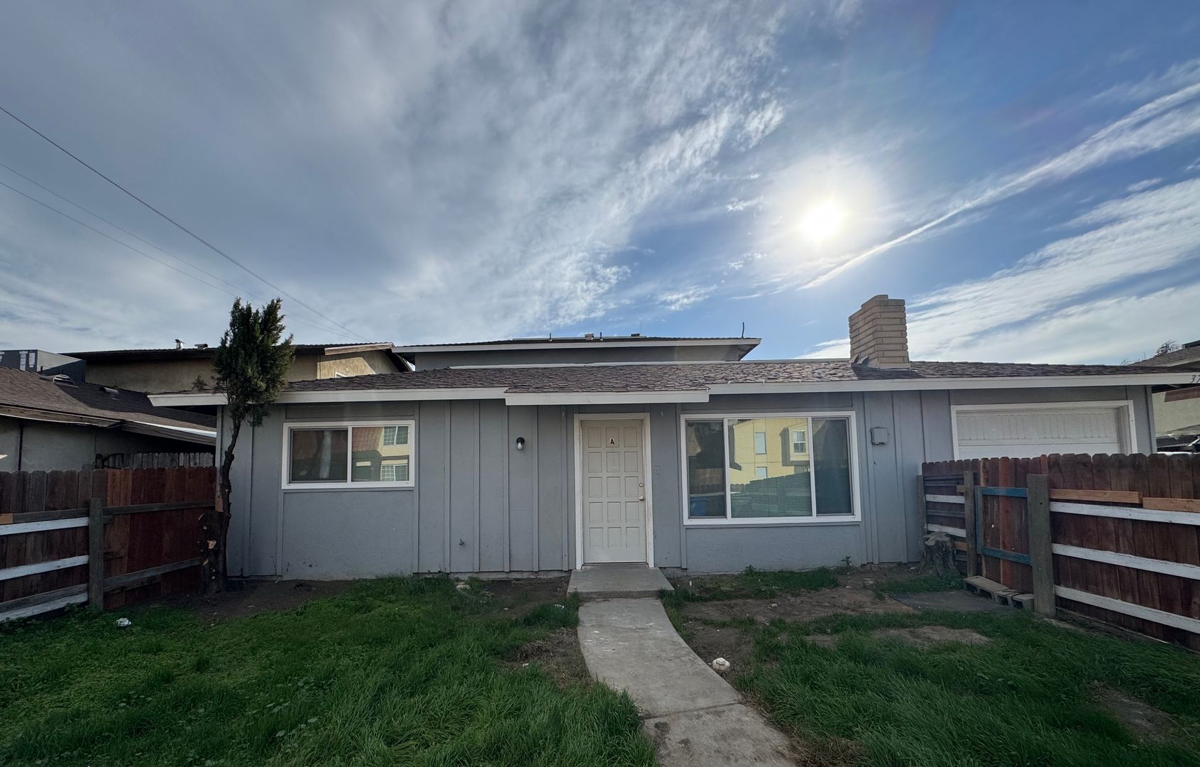 Bakersfield Apartment: 3725 Soranno Ave.