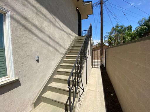 Charming Downtown Bakersfield Apartment! – photo 1