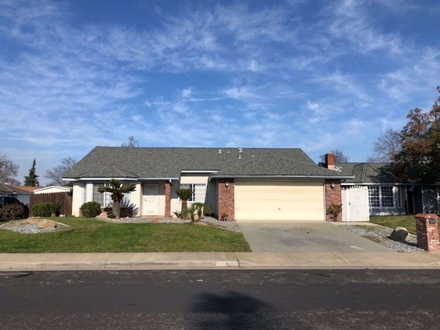 Hanford House: 980 Lakewood Drive