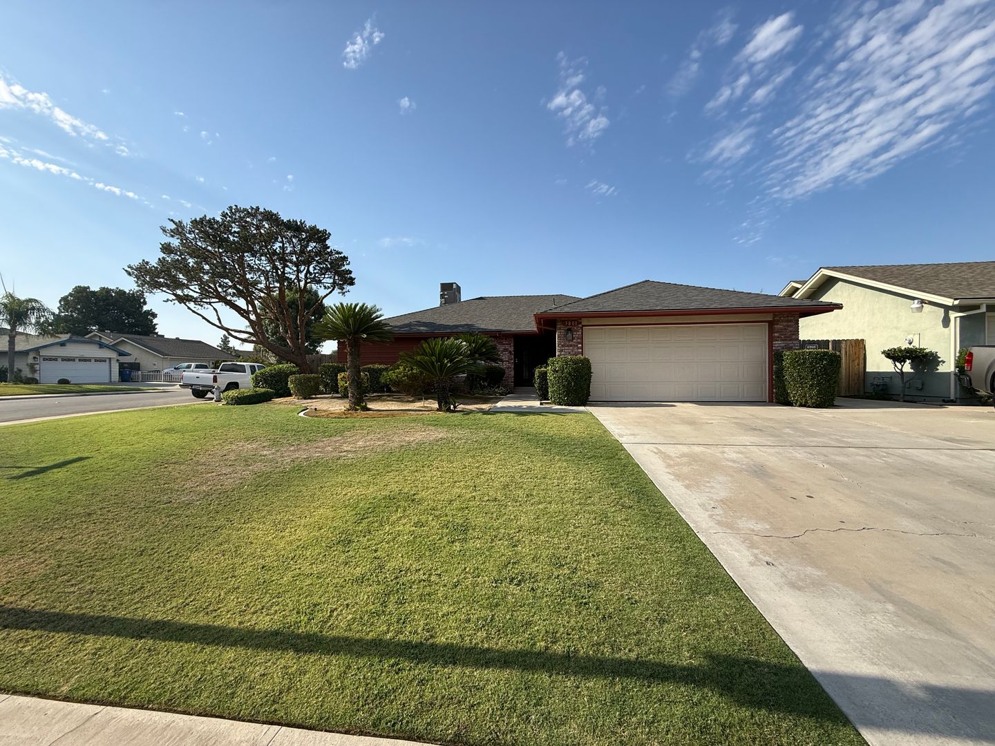 Bakersfield House: 5801 Baywood Street
