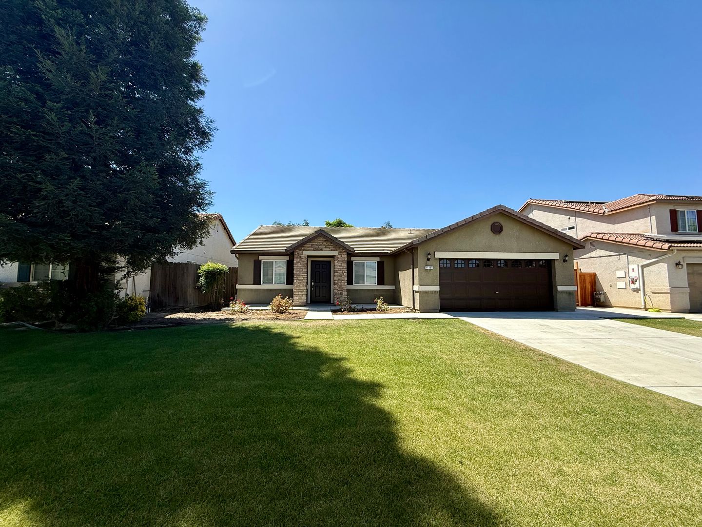 Bakersfield House: 11507 Eresma Dr.