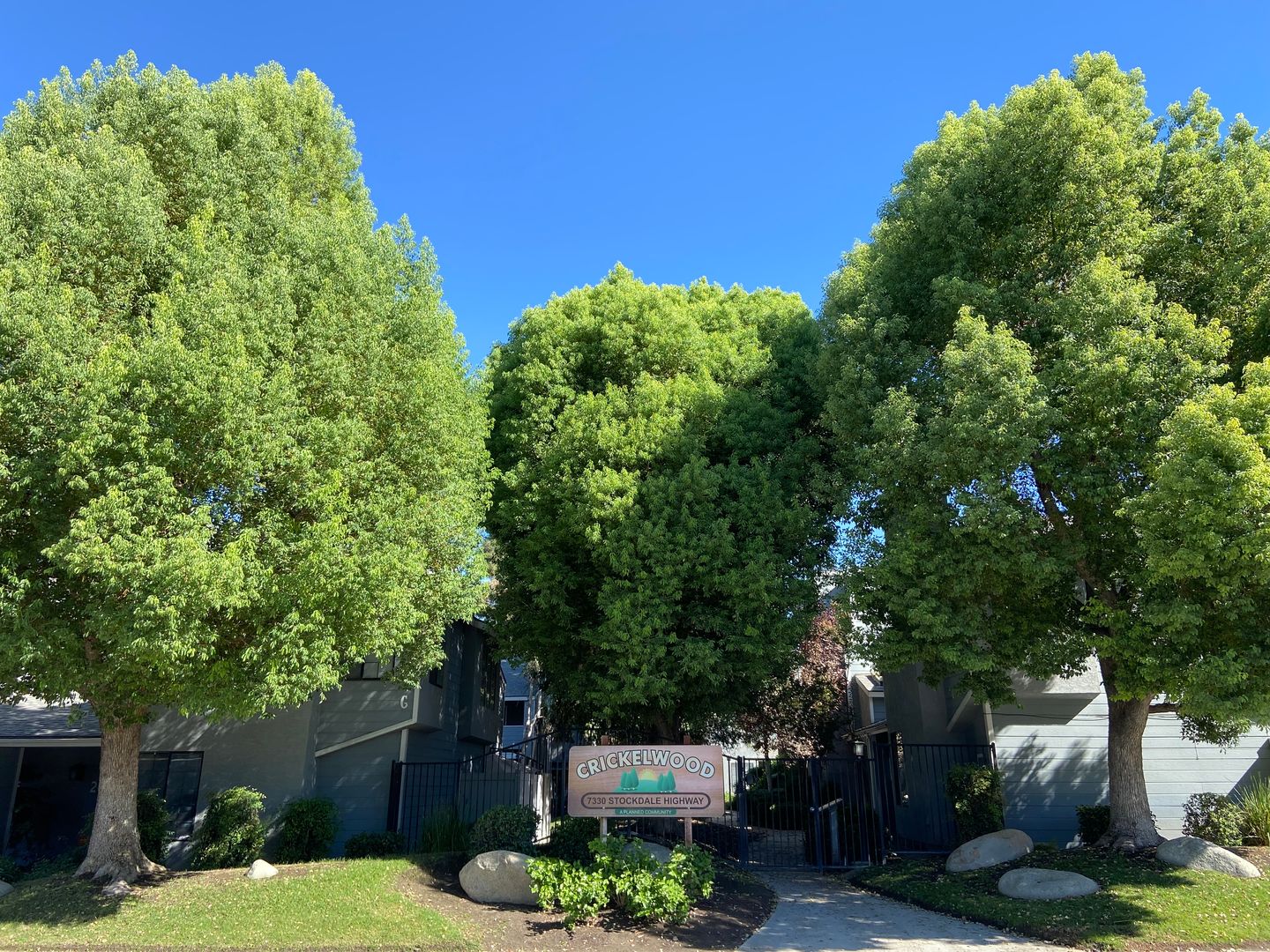 Bakersfield Condo: 7330 Stockdale Highway #19