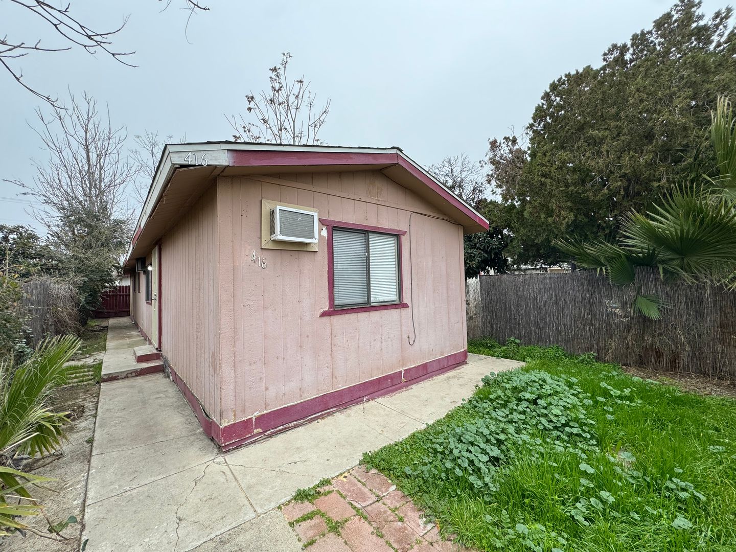 Bakersfield Apartment: 416 Monterey Street