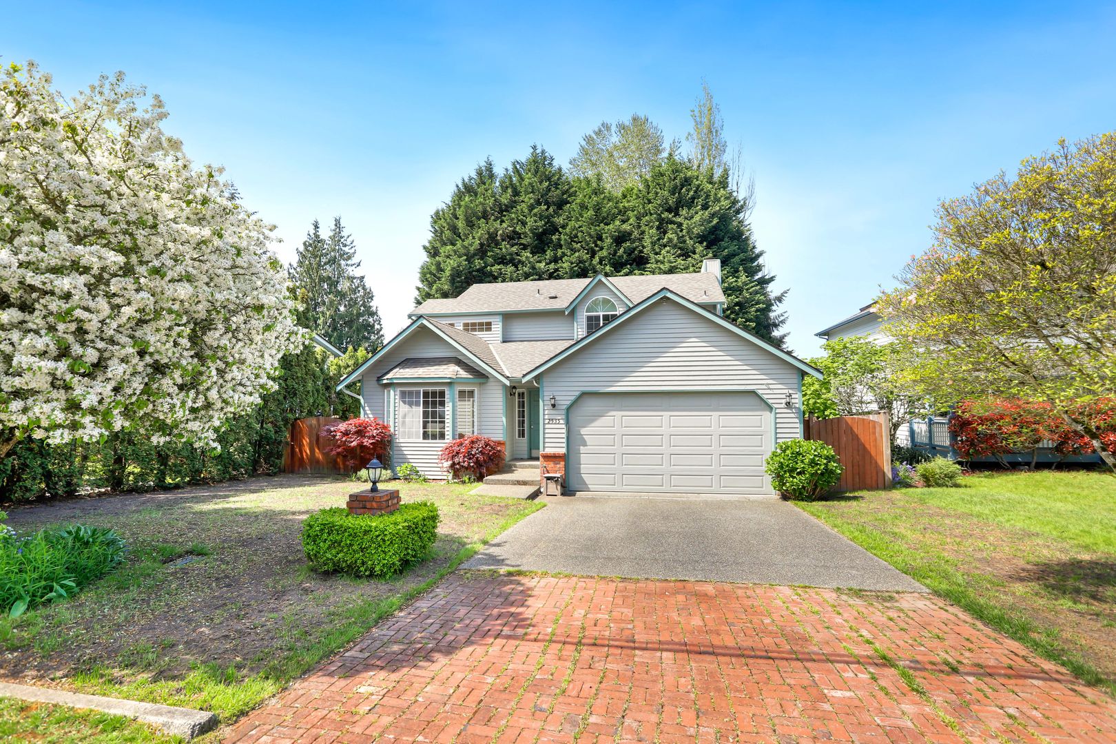 Renton House: 2535 Jones Ave NE
