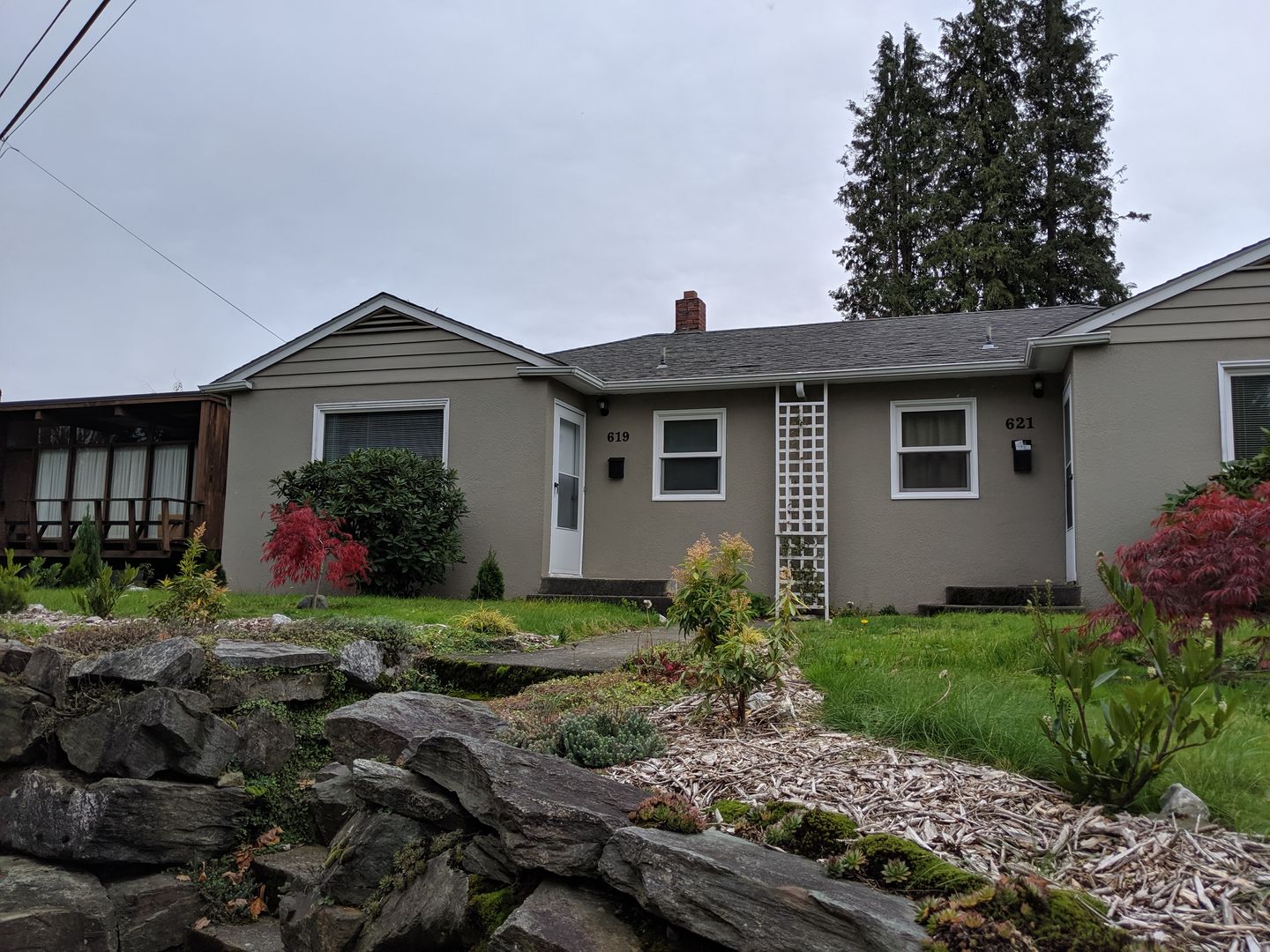 Lynden Apartment: 619/621 Main St