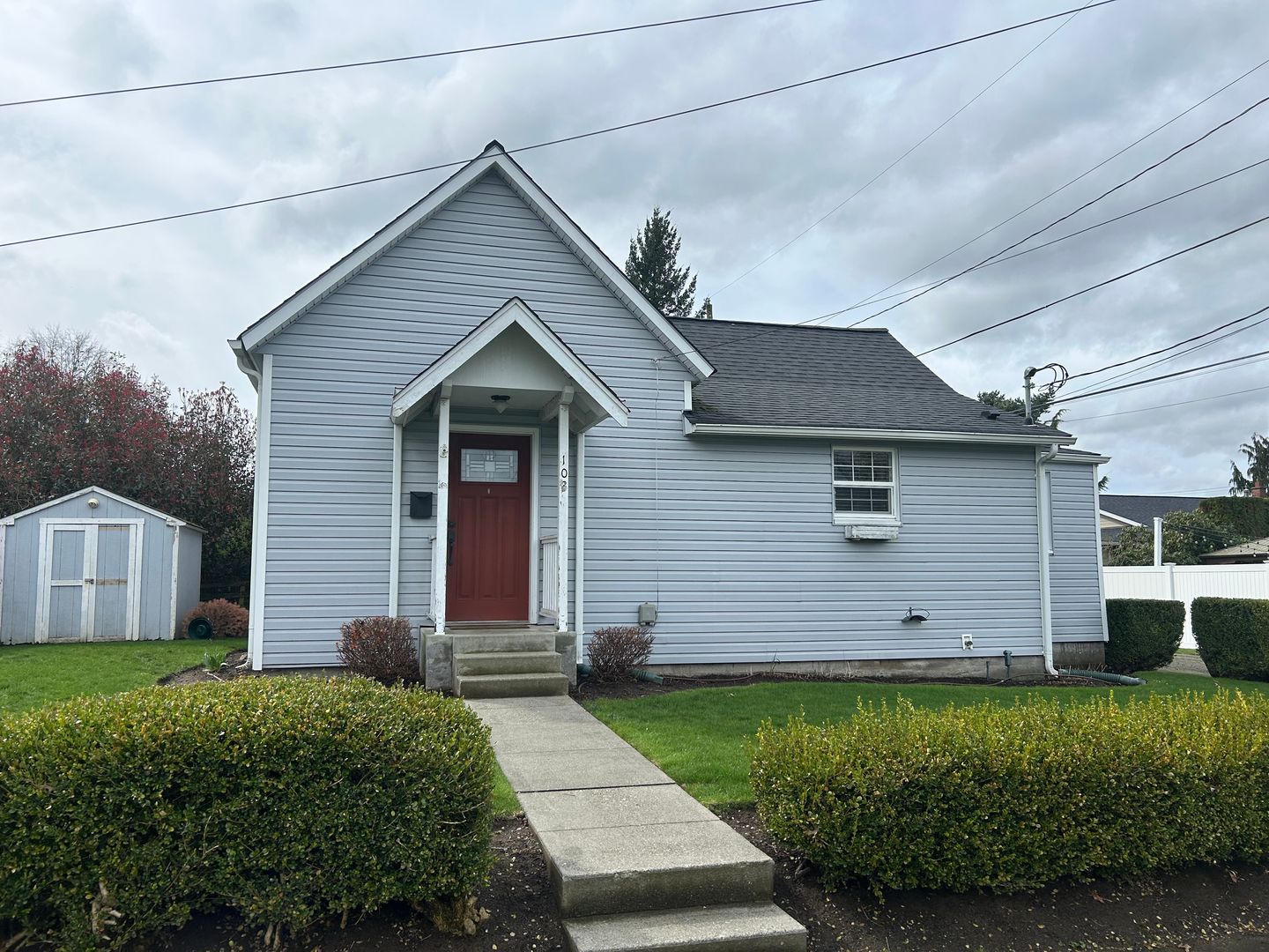 Lynden Apartment: 900 Front St