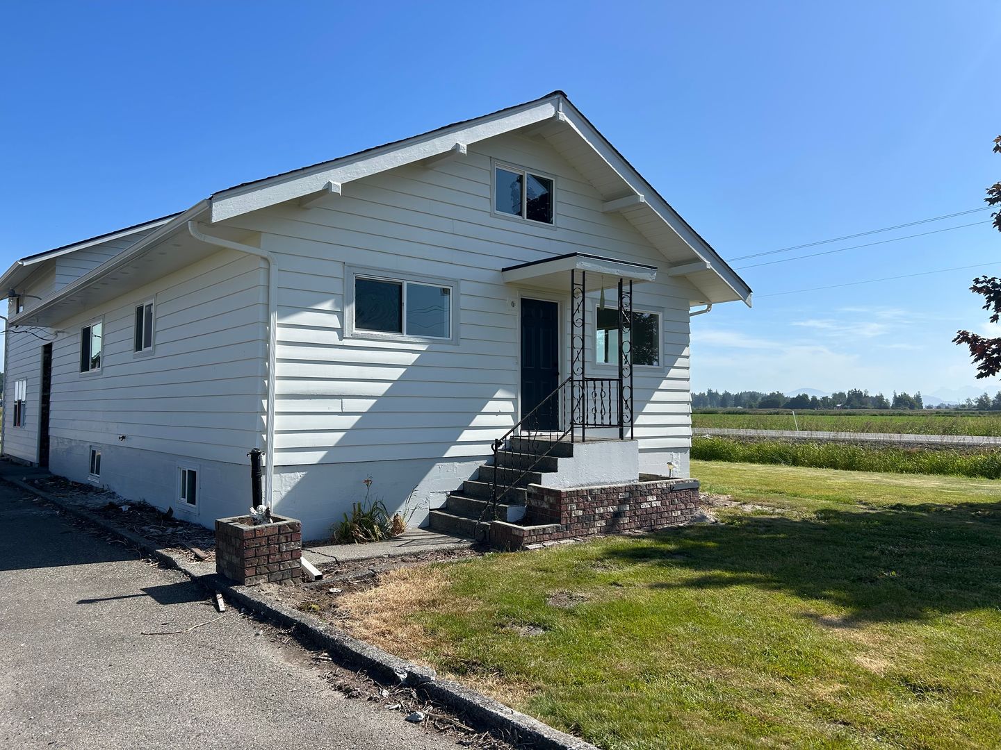 Lynden House: 112 H Street Road