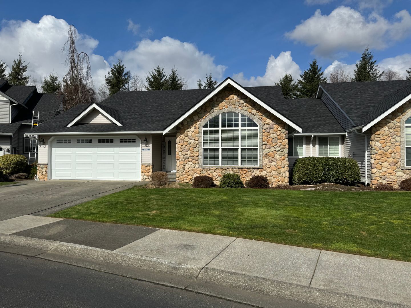 Lynden Apartment: 2225 James Circle