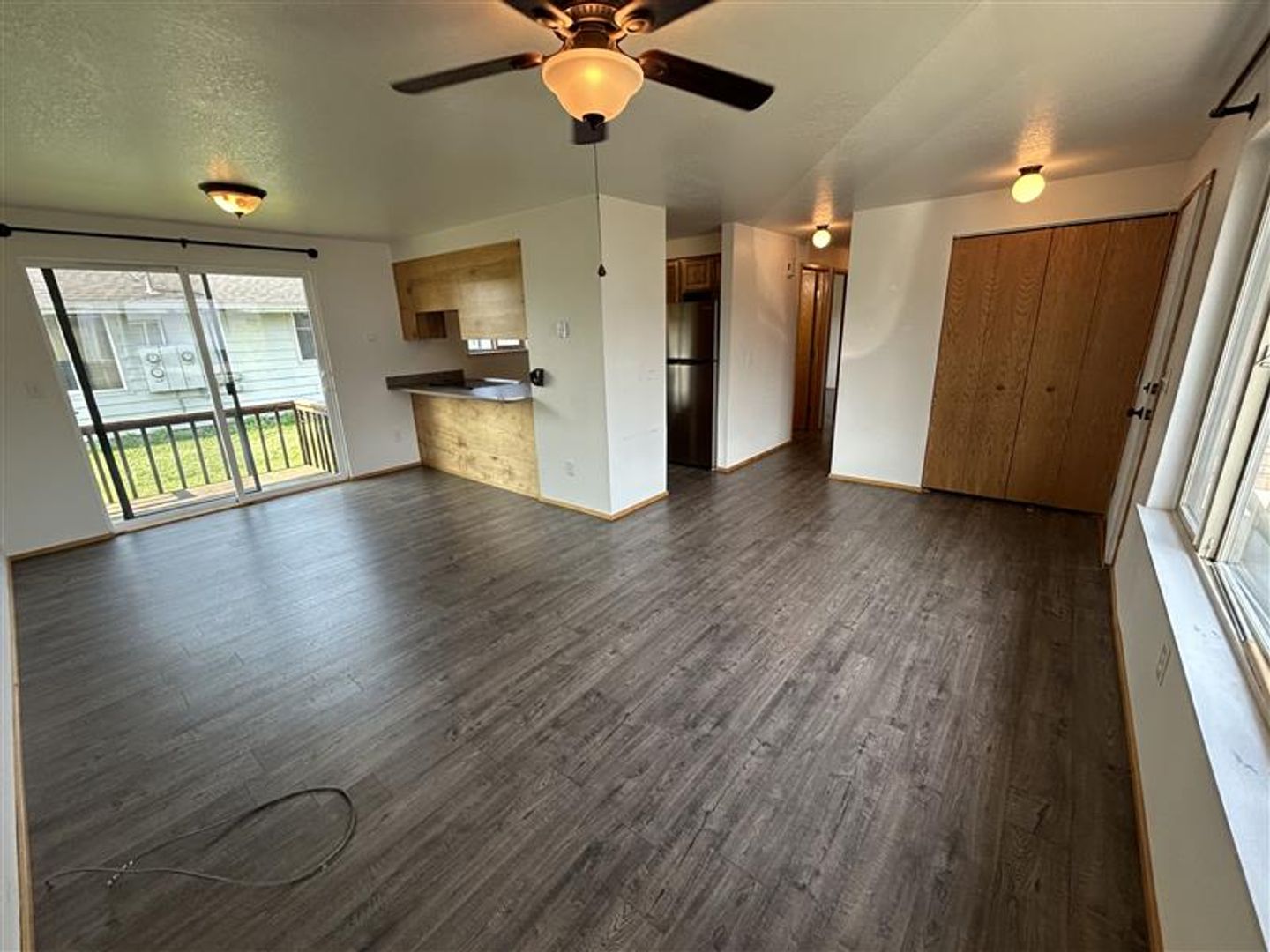 Sumas Apartment: 550 Front St