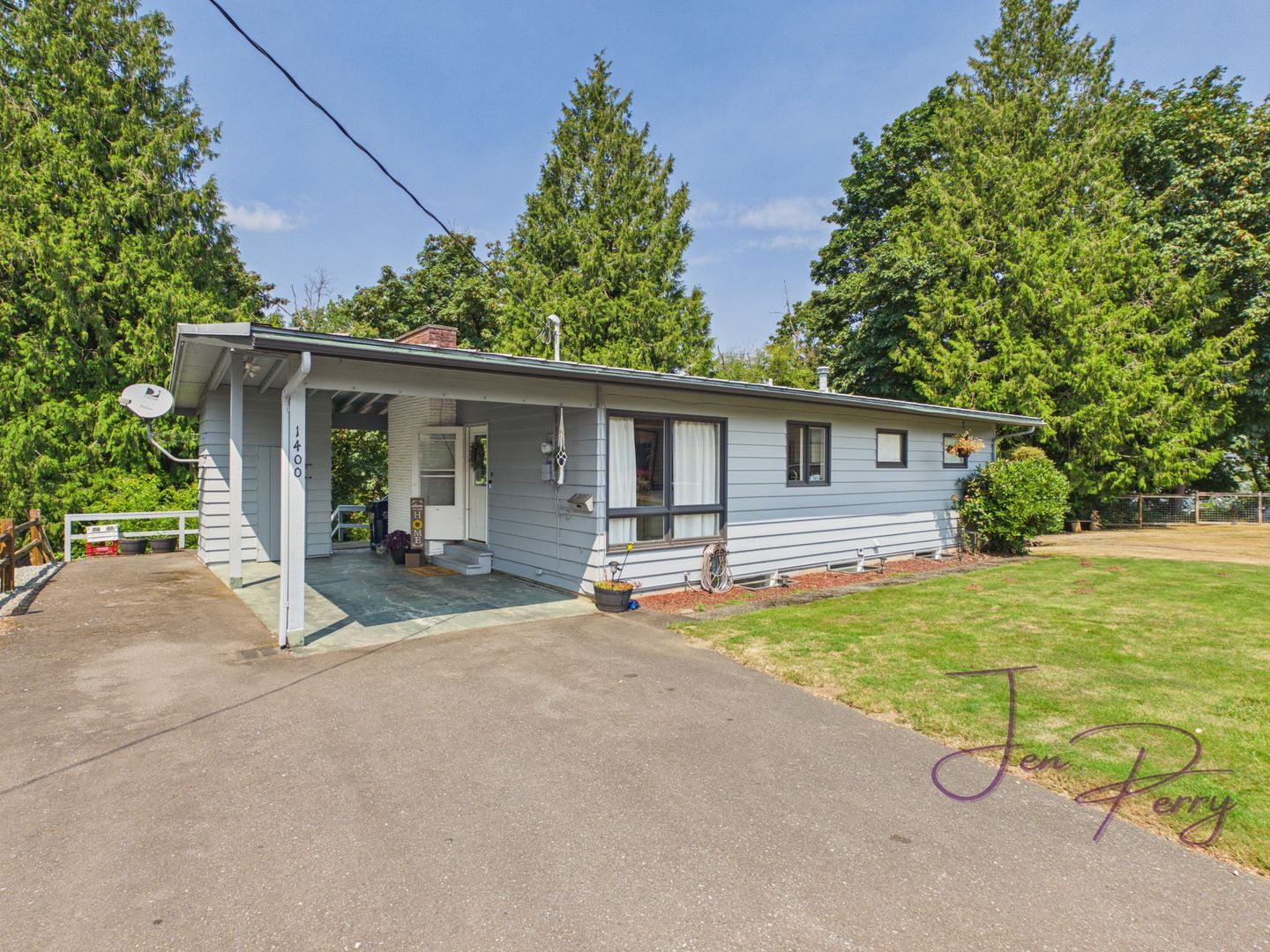 Lynden House: 1400 Edson Street