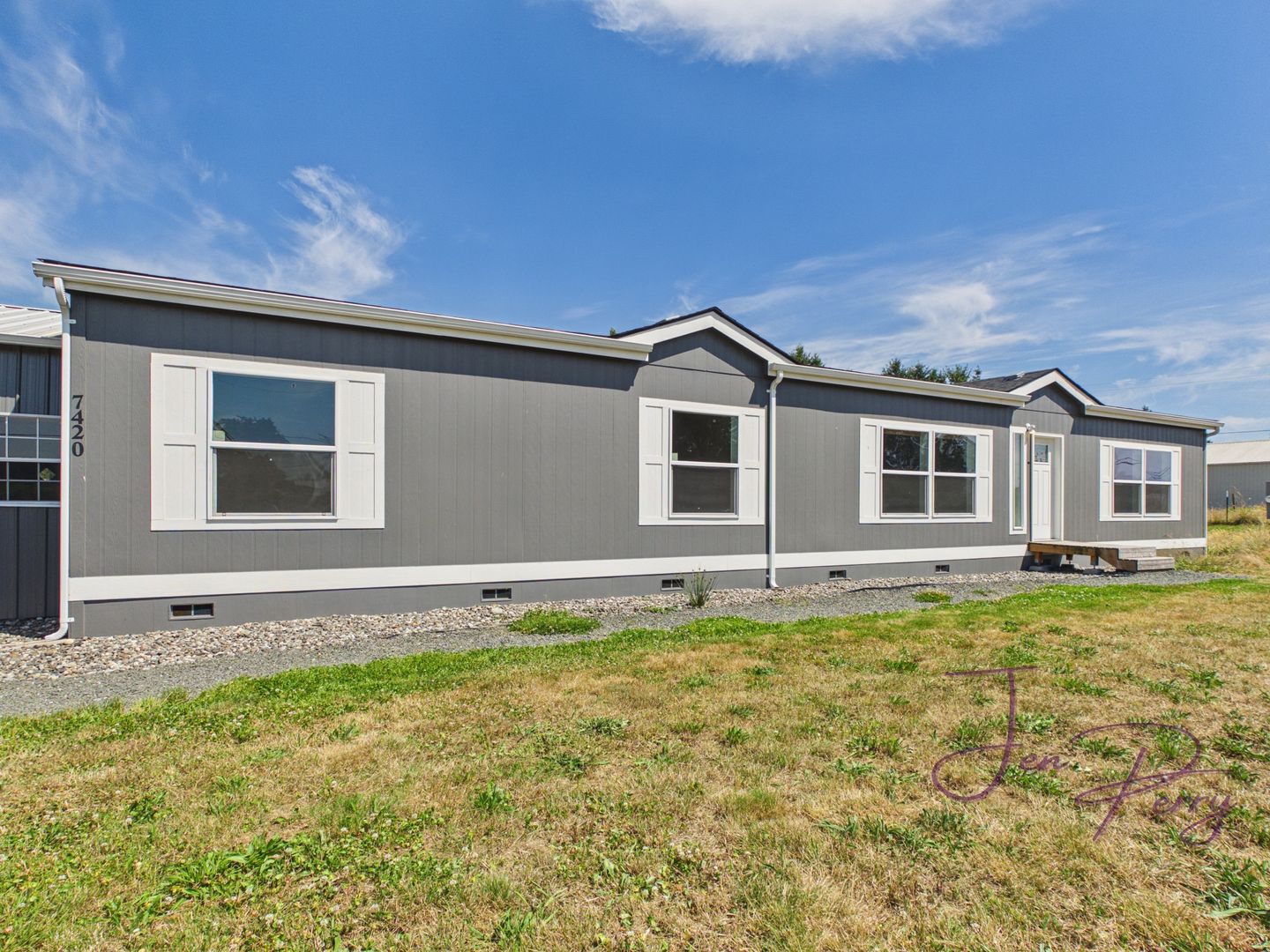 Lynden House: 7420 Guide Meridian