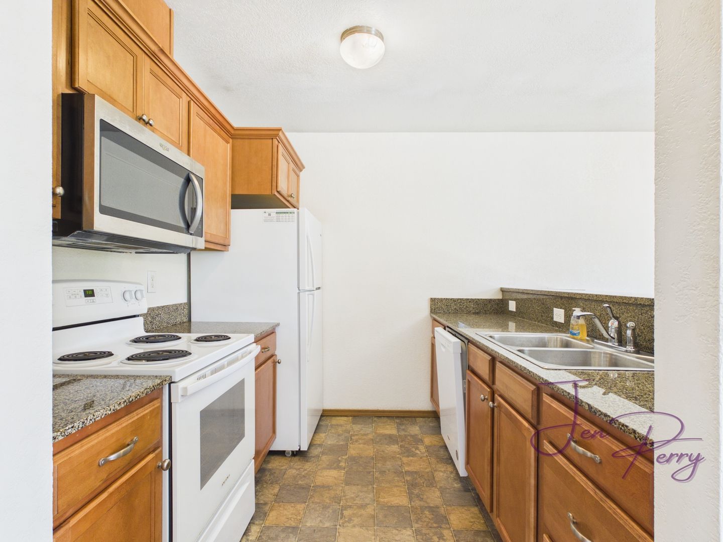 Ferndale Apartment: 5747 Fallbrook Lane