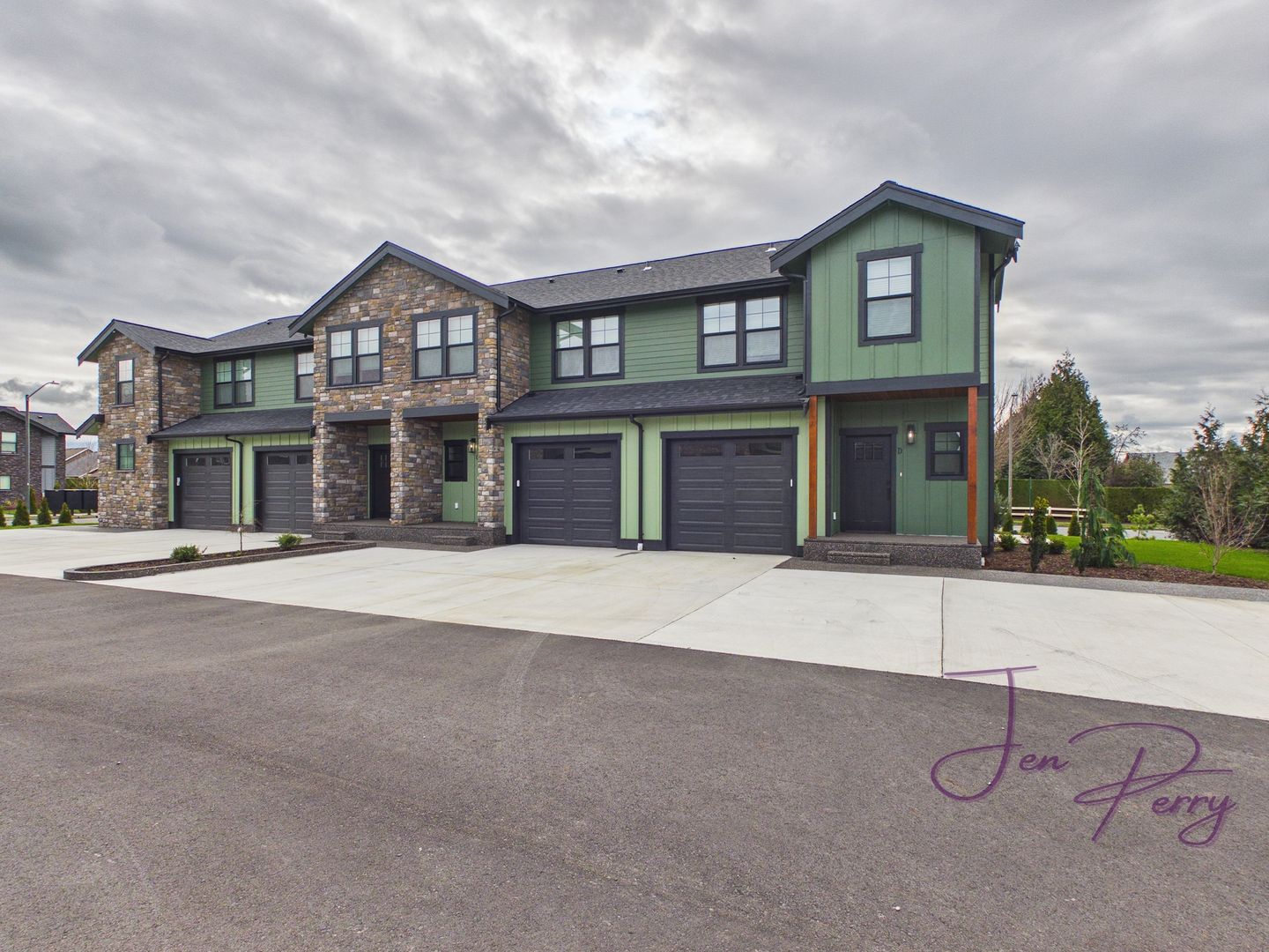 Lynden Apartment: 2201 DeJong Drive