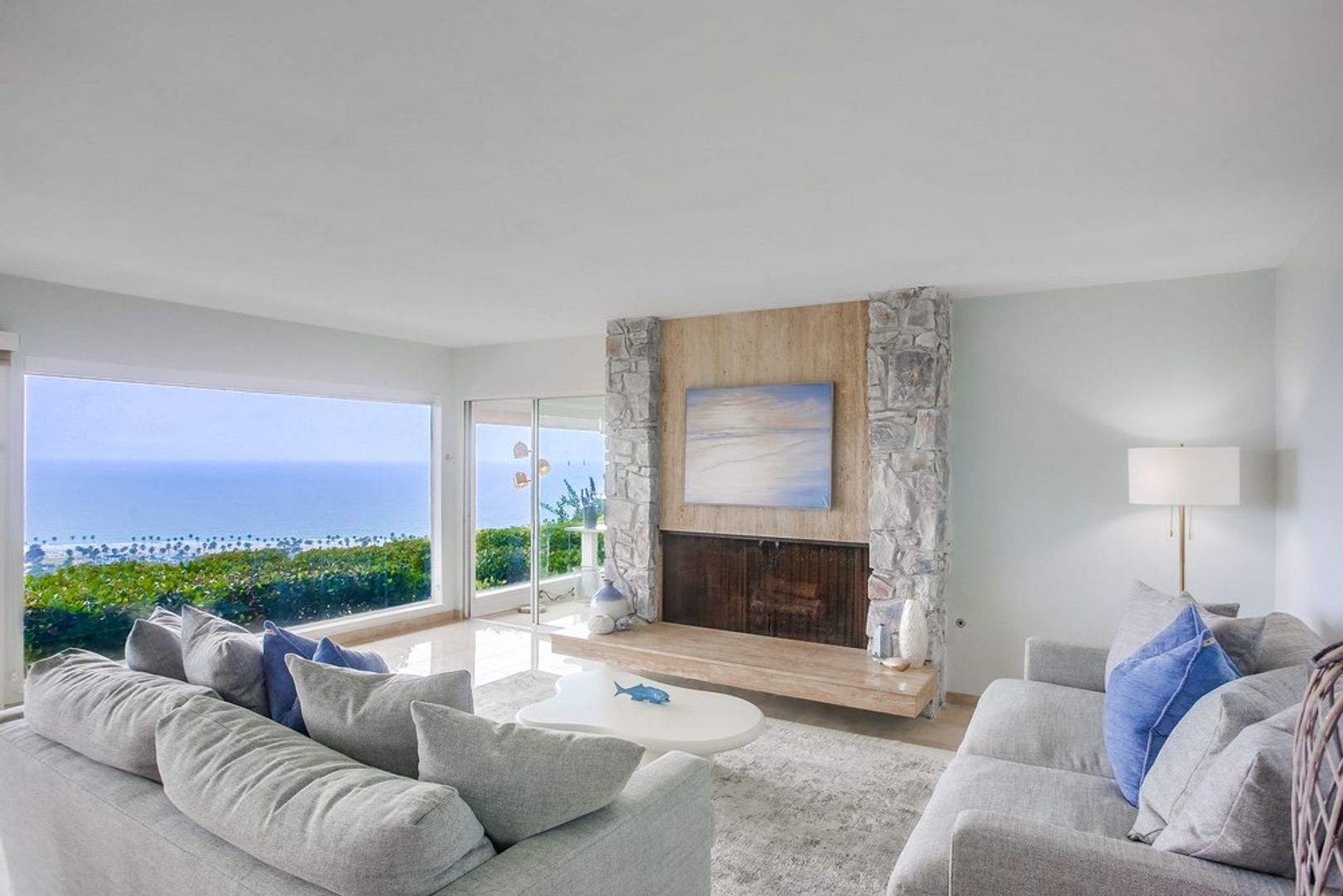 La Jolla House: 8302 Prestwick Dr.