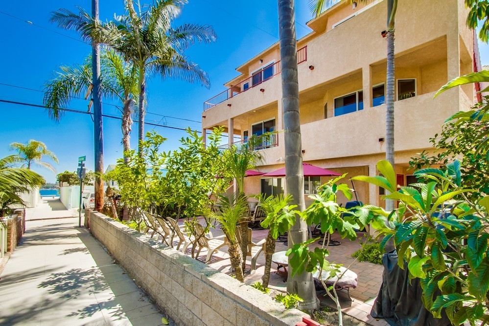 San Diego Condo: 831 Allerton Ct