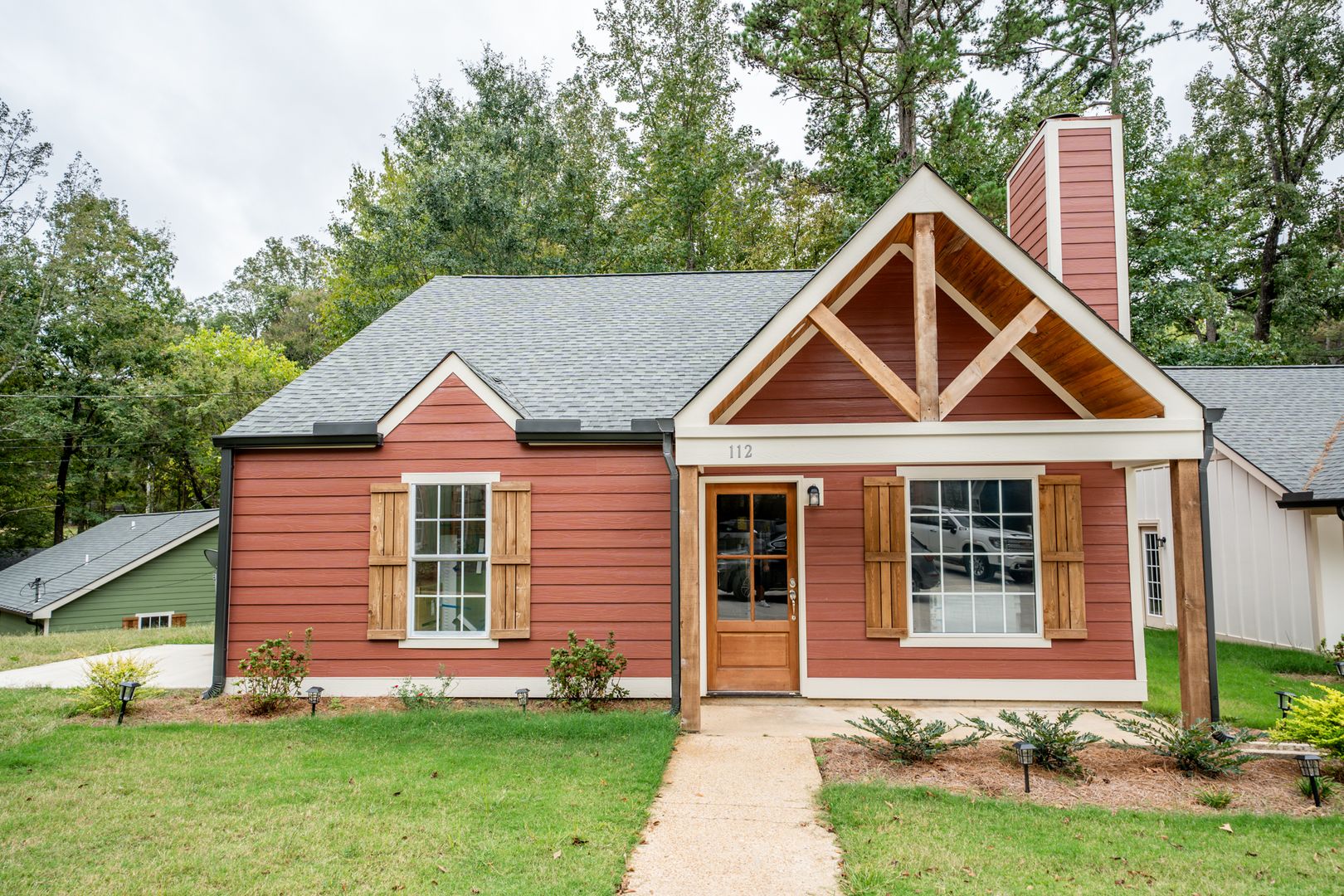 Oxford Apartment: 112 CR 102