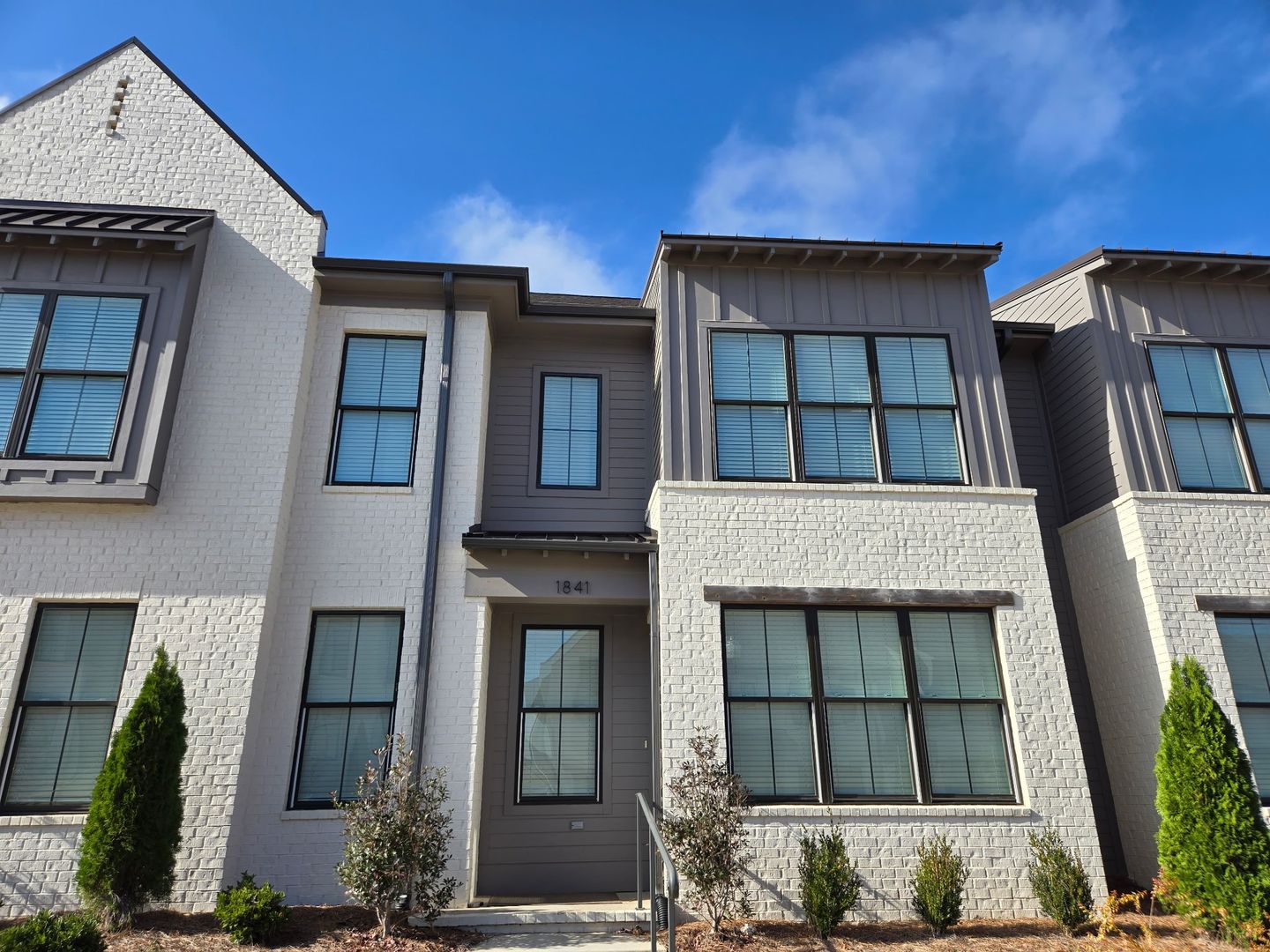 Oxford Townhome: 1841 Reserve Loop