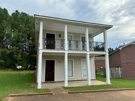 3 Bed 3 Bath Rental at 402 Saddle Creek Blvd, Oxford, MS – photo 1