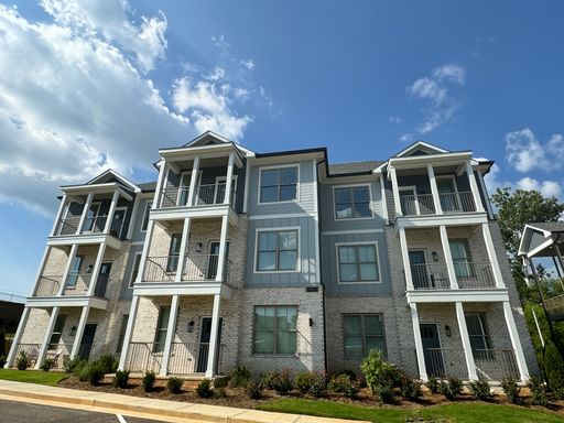 Savannah Flats - 2BR/2BA – photo 1