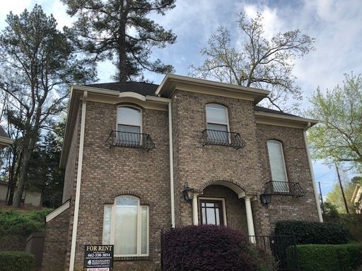 3 Bed 3 Bath Rental at 120 Falls Grove, Oxford, MS – photo 1