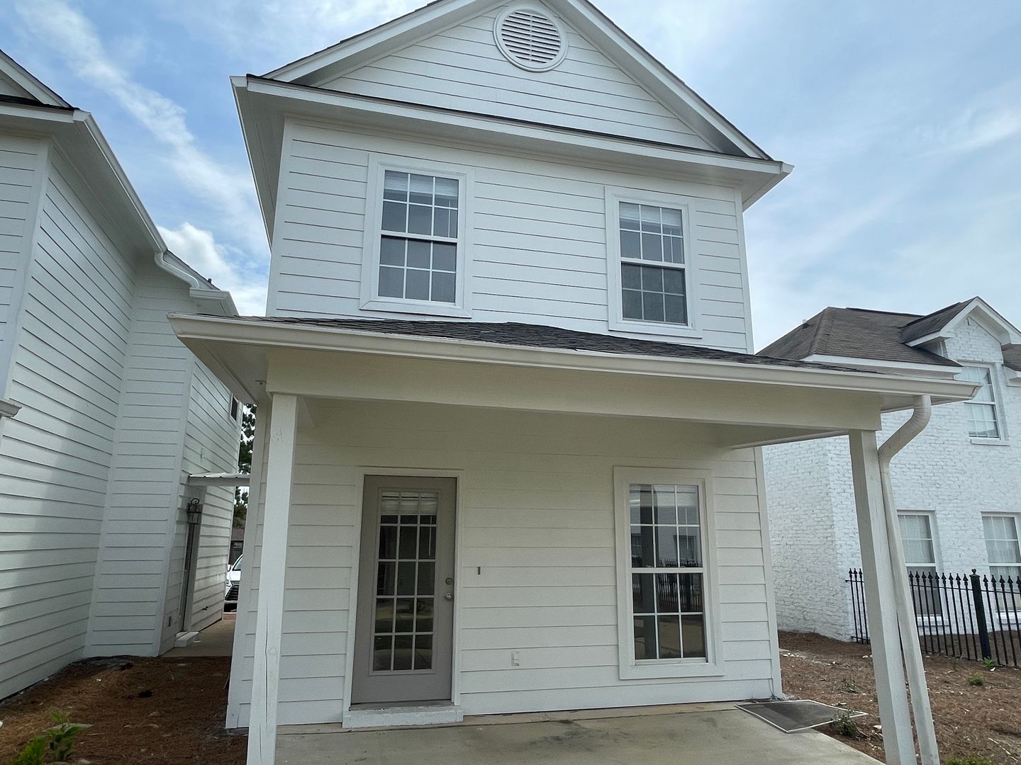 Oxford Townhome: 1 Mondrian Place