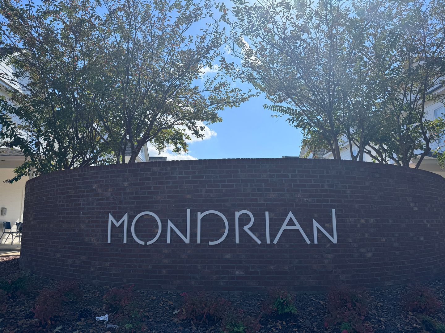 Oxford Townhome: 100 Mondrian Place