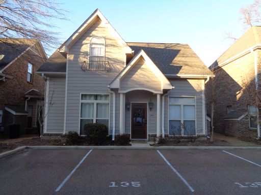 3 Bed 3 Bath Rental at 135 Fallsgrove Drive, Oxford, MS – photo 1