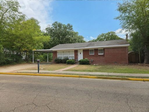3 Bed 2 Bath Rental at 509 South 18th Street, Oxford, MS – photo 1