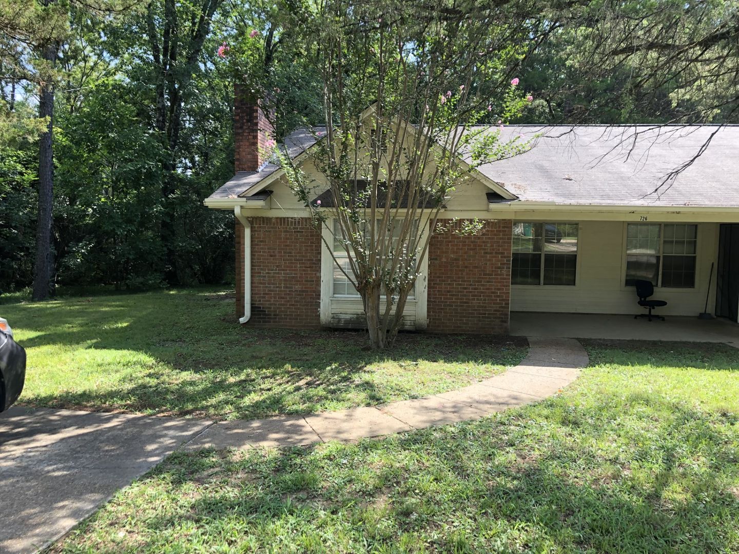 Tupelo Apartment: 726 A Robindale Drive