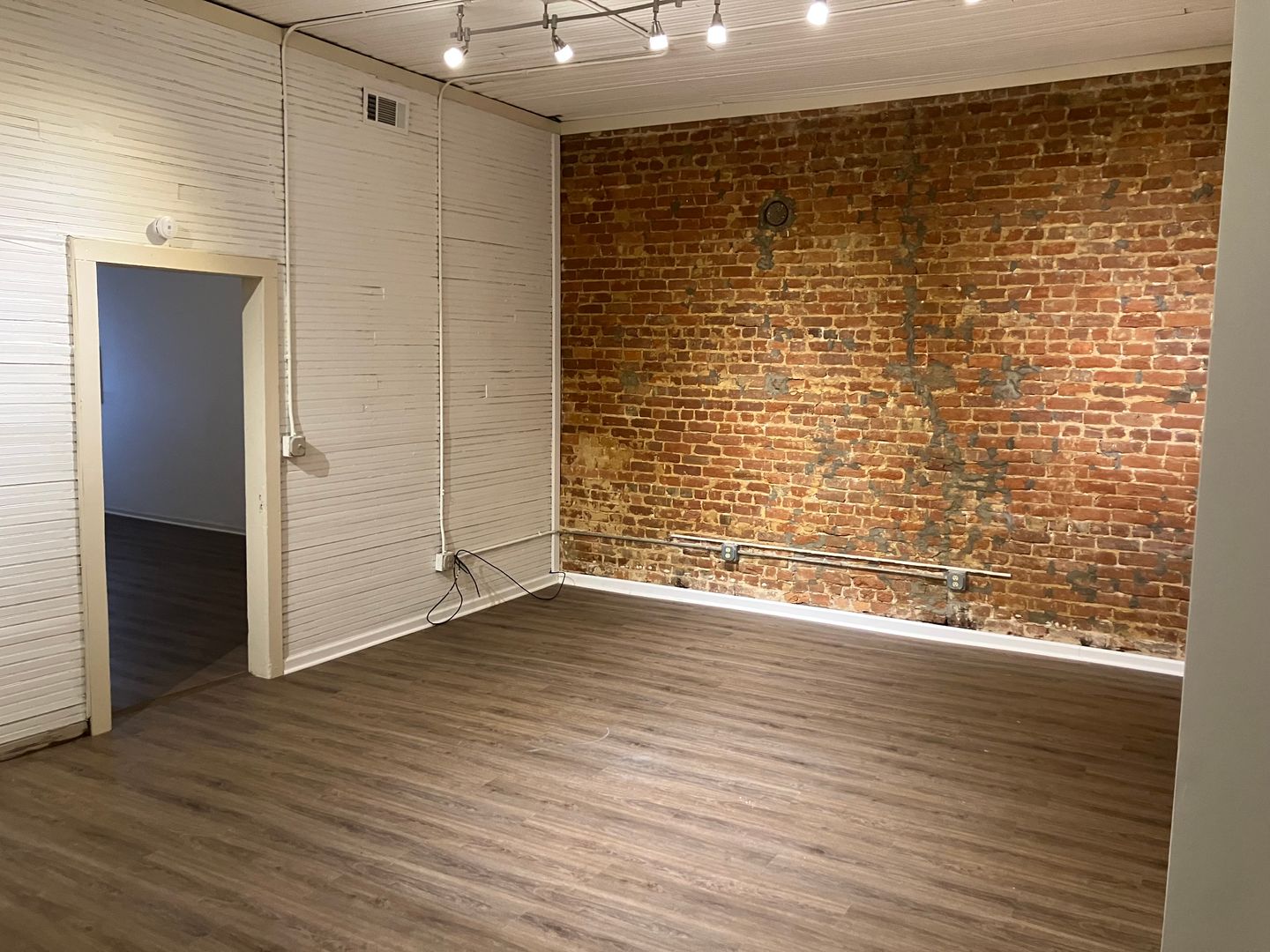 Tupelo Condo: 111 N Spring St