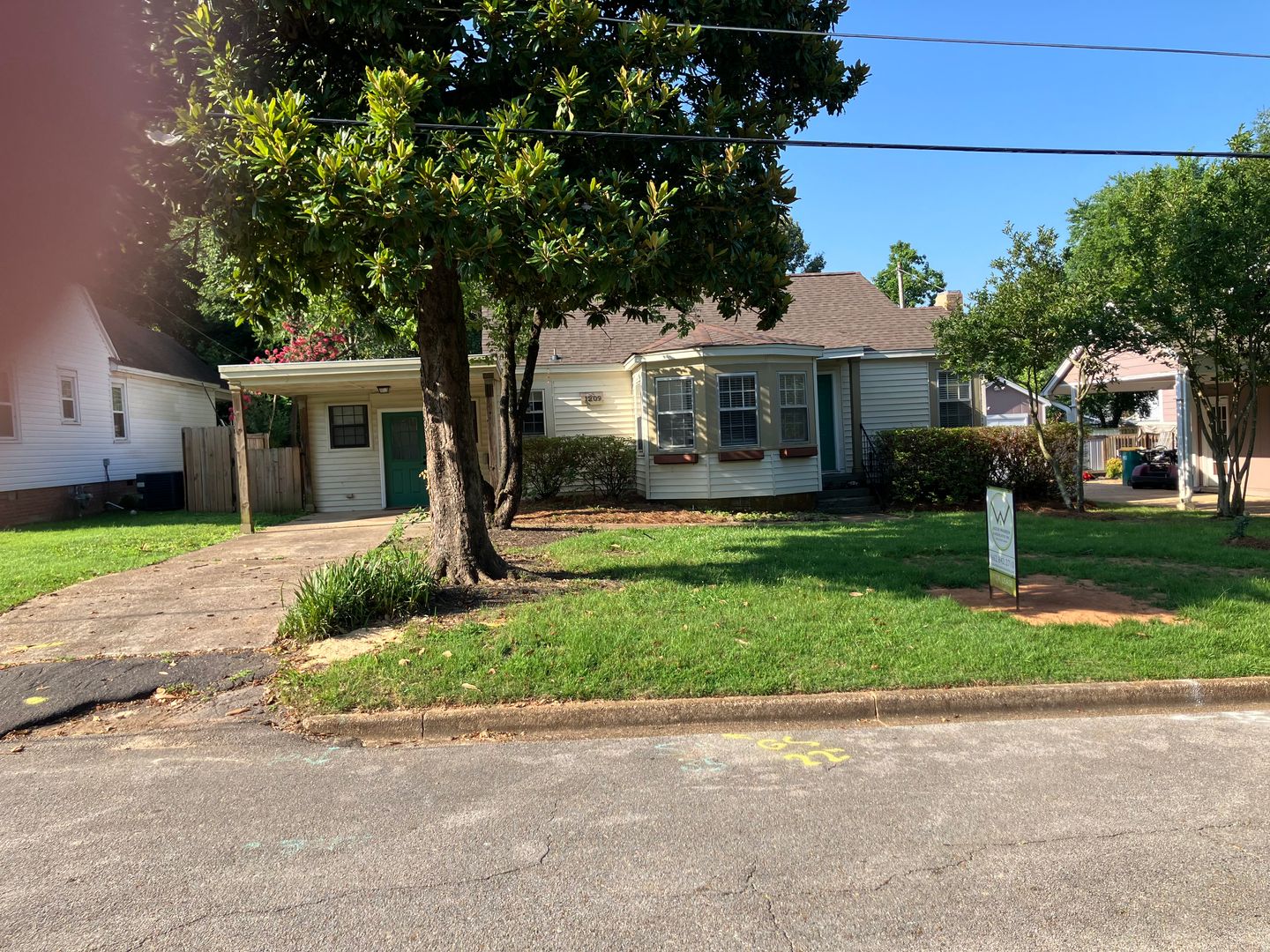 Tupelo House: 1209 Lee St