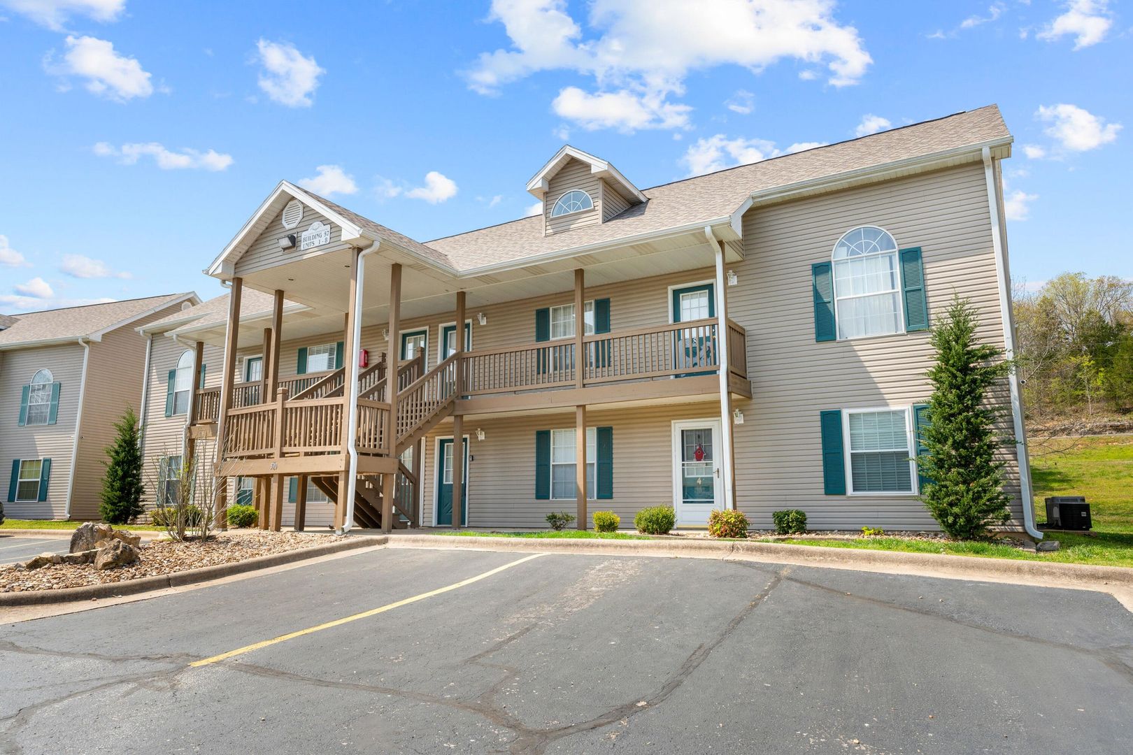 Branson House: 570 Abby Lane Unit 2