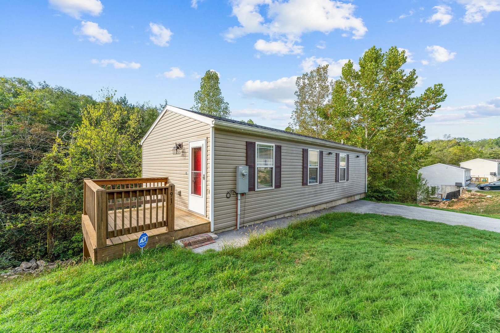 Branson House: 191 Woodbridge Estates Drive