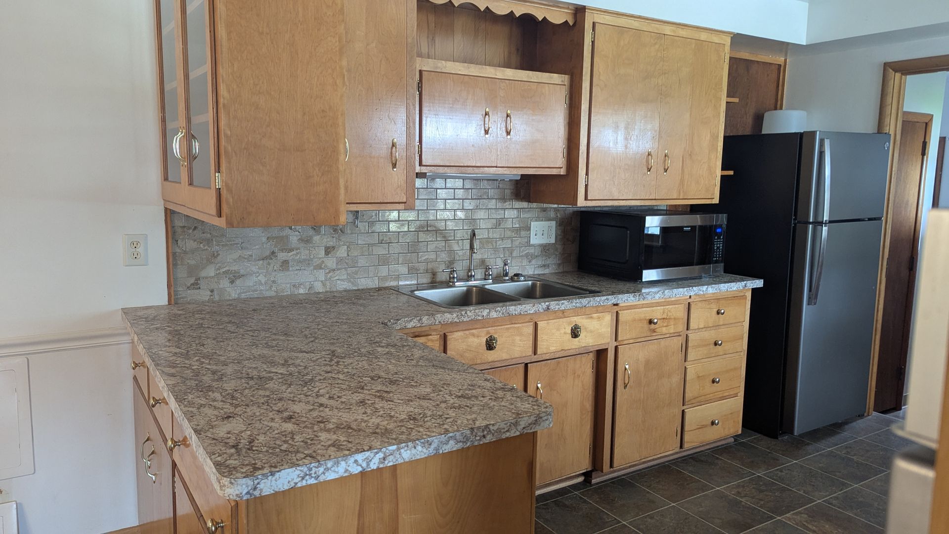 Wilmar Apartment: 1400 13th Ave NE