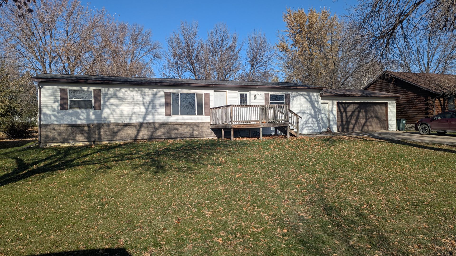 Raymond Apartment: 502 4th Ave S