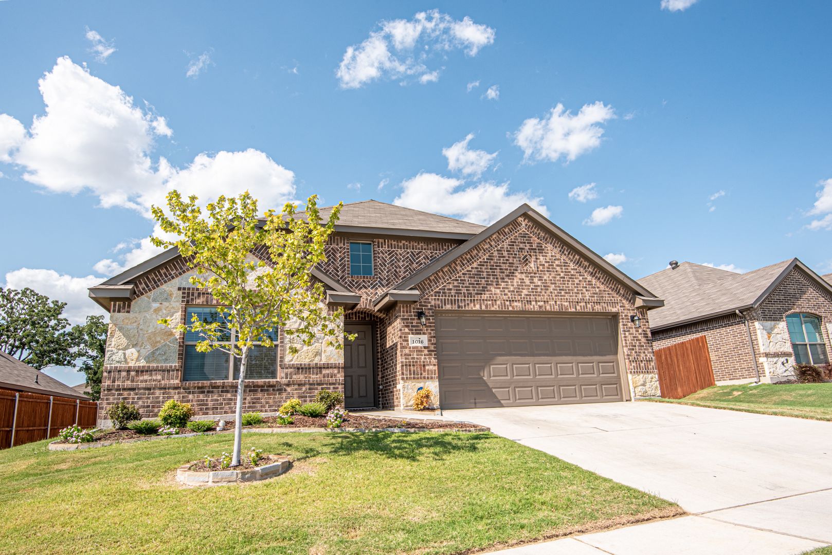 Weatherford House: 1016 Deer Valley Dr.