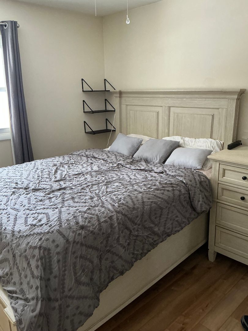 Traverse City Apartment: 2285 E Carriage Hill Dr