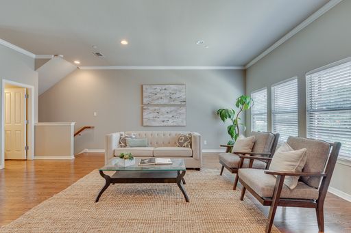 3 Bedroom 2.5 Bath Townhome 1 Block from the Neely Building of the TCU Campus – photo 1