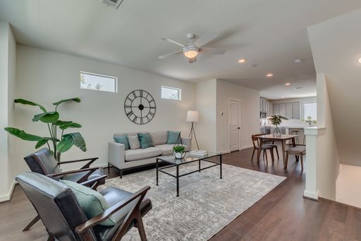 ** MOVE IN SUMMER July 30th 2027 * $6500 ** 5-Bed 5.5 Bath 6 Minute Walk to TCU Campus – photo 1