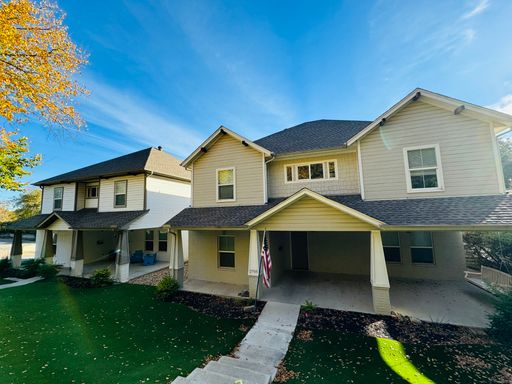 * MOVE IN SUMMER 2028 * 6 Bed 4 Bath Home, Short Walk to TCU, FREE Housekeeping – photo 1