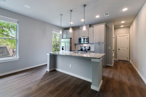 * MOVE IN SUMMER 2027 * 3 Bed 3 Private Bath Short 5 Minute Walk to TCU Campus – photo 1